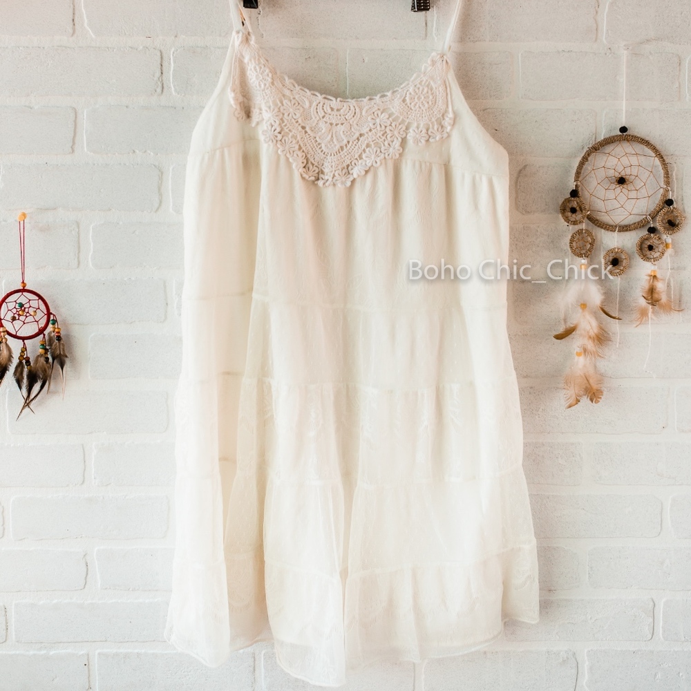 Boho chic tank, beige, perfect for Spring!